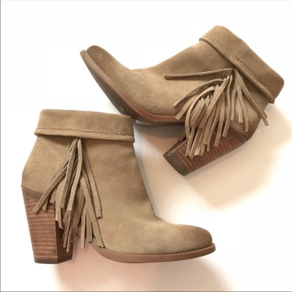Jessica Simpson Callaghan Suede Taupe Ankle Bootie
